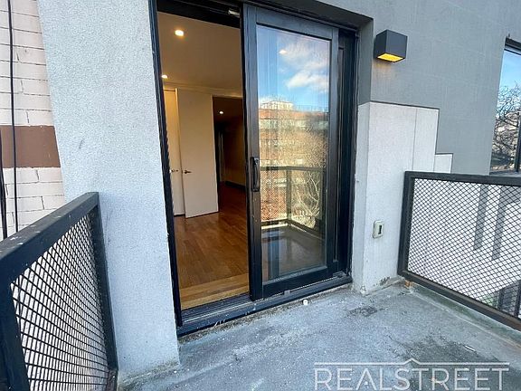 5th image of 562 Park Pl APT 4F