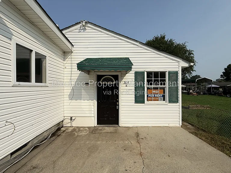 209 Hamilton St #A — Photo 1