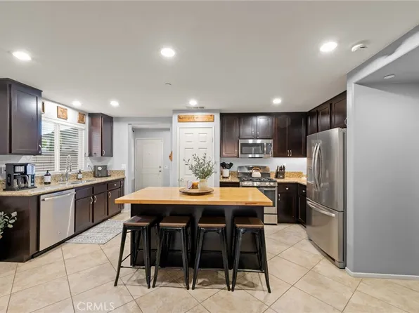 34212 Kalanchoe Rd, Lake Elsinore, CA 92532