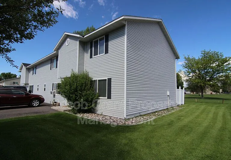 4946 Cole St #4 — Photo 2