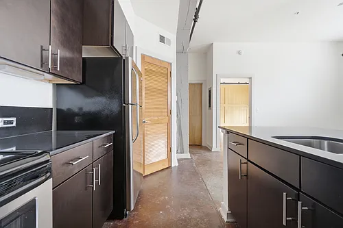 563 Stockton St #104 Photo 1