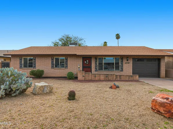 2407 W LAUREL Lane, Phoenix, AZ 85029