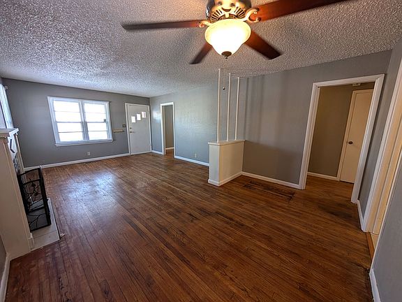5th image of 2800 NE 17th St