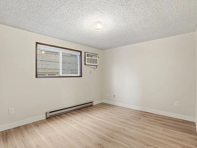 411 E Sinto Ave — Photo 10