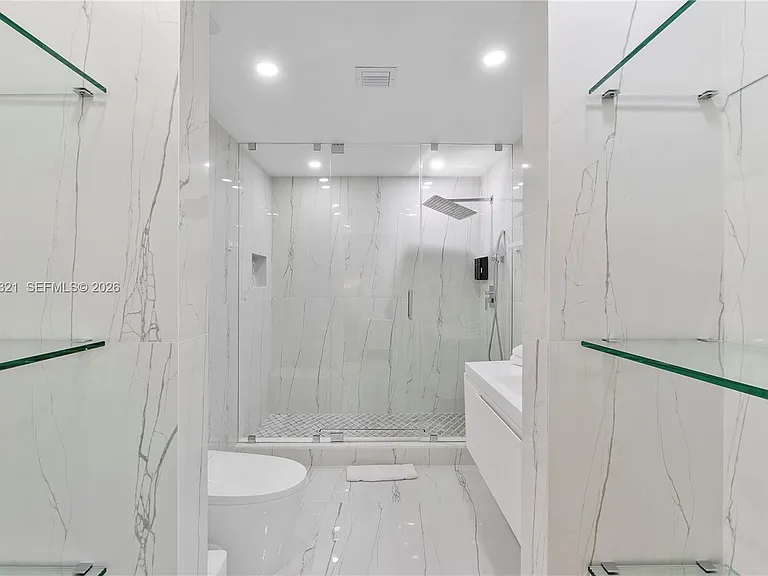 3261 Seaward Dr — Photo 31