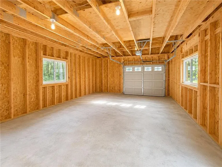 117 Maple Dr — Photo 13