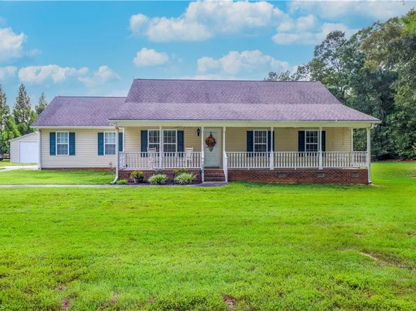 7620 Oak Flat Ln, Snow Camp, NC 27349