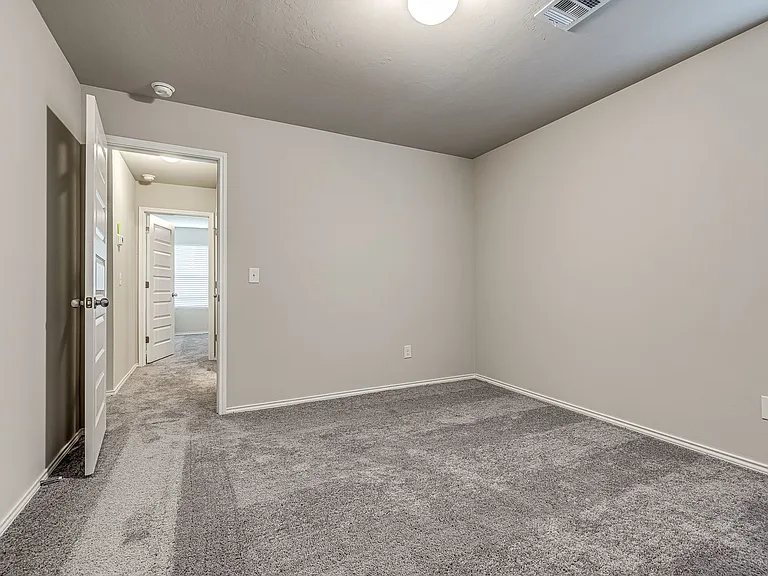 629 W Lola Dr — Photo 18