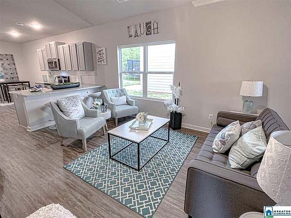 4th image of 605 Briar Ridge Cir