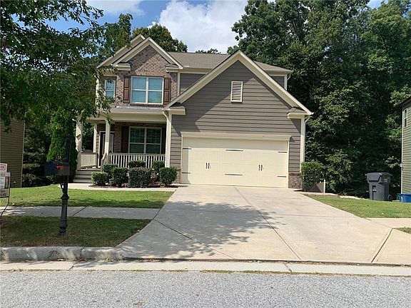2nd image of 830 Collingsworth Ln