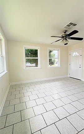 5th image of 1816 Stafford St