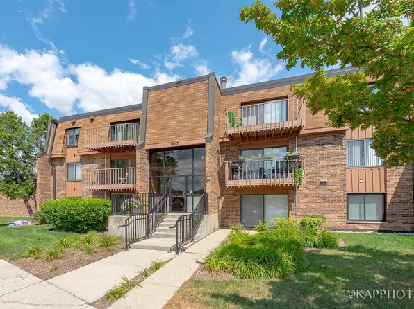 617 Limerick Ln APT 3B, Schaumburg, IL 60193