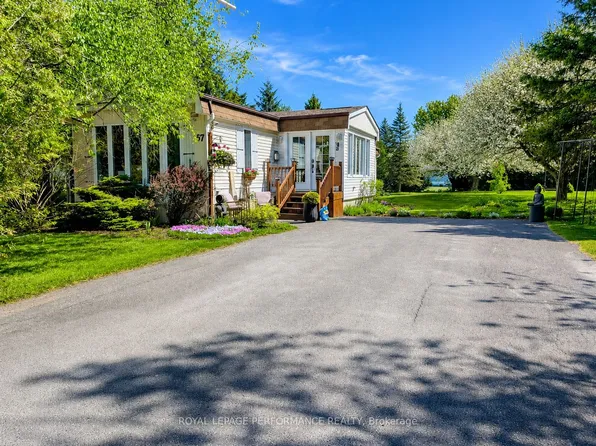 3897 Christine St, North Glengarry, ON K0C 1A0