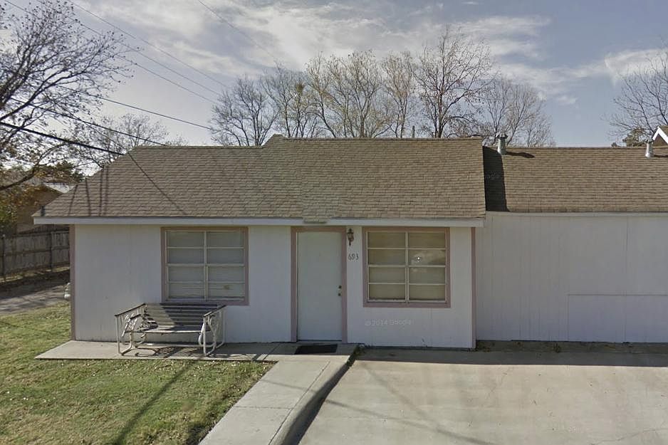 Duplex - Door faces Ave E