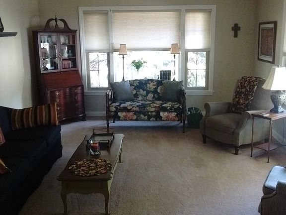 2nd image of 2901 W 100th St