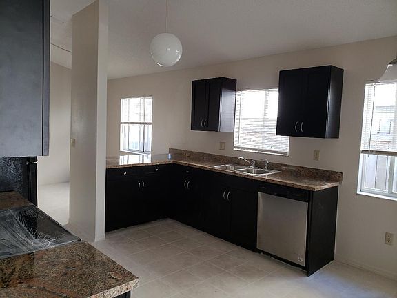 3rd image of 2595 Montego Bay Blvd