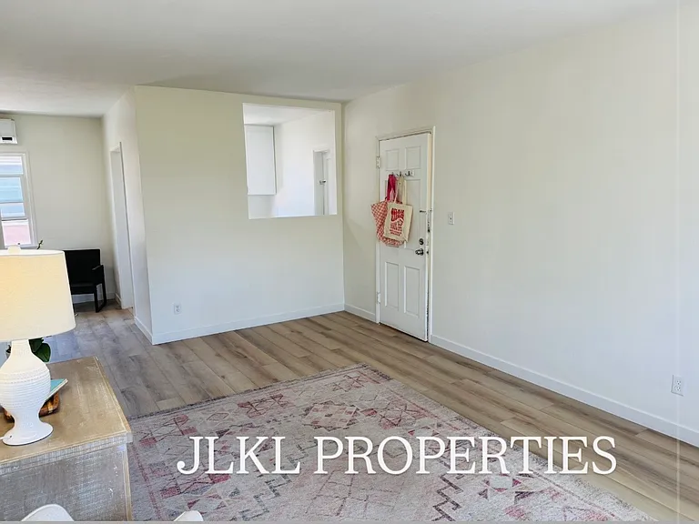 3088 Meade Ave — Photo 22