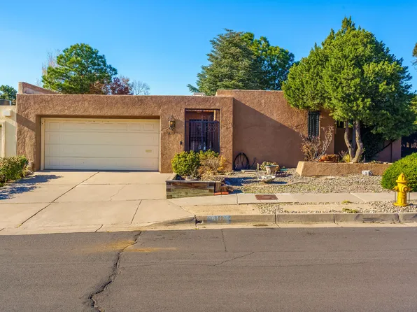 6117 Rio Hondo Dr NE, Albuquerque, NM 87109
