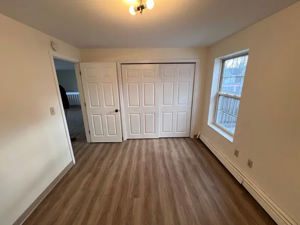 34 Lafayette Street, 34 Lafayette St APT 2, Rochester, NH 03867