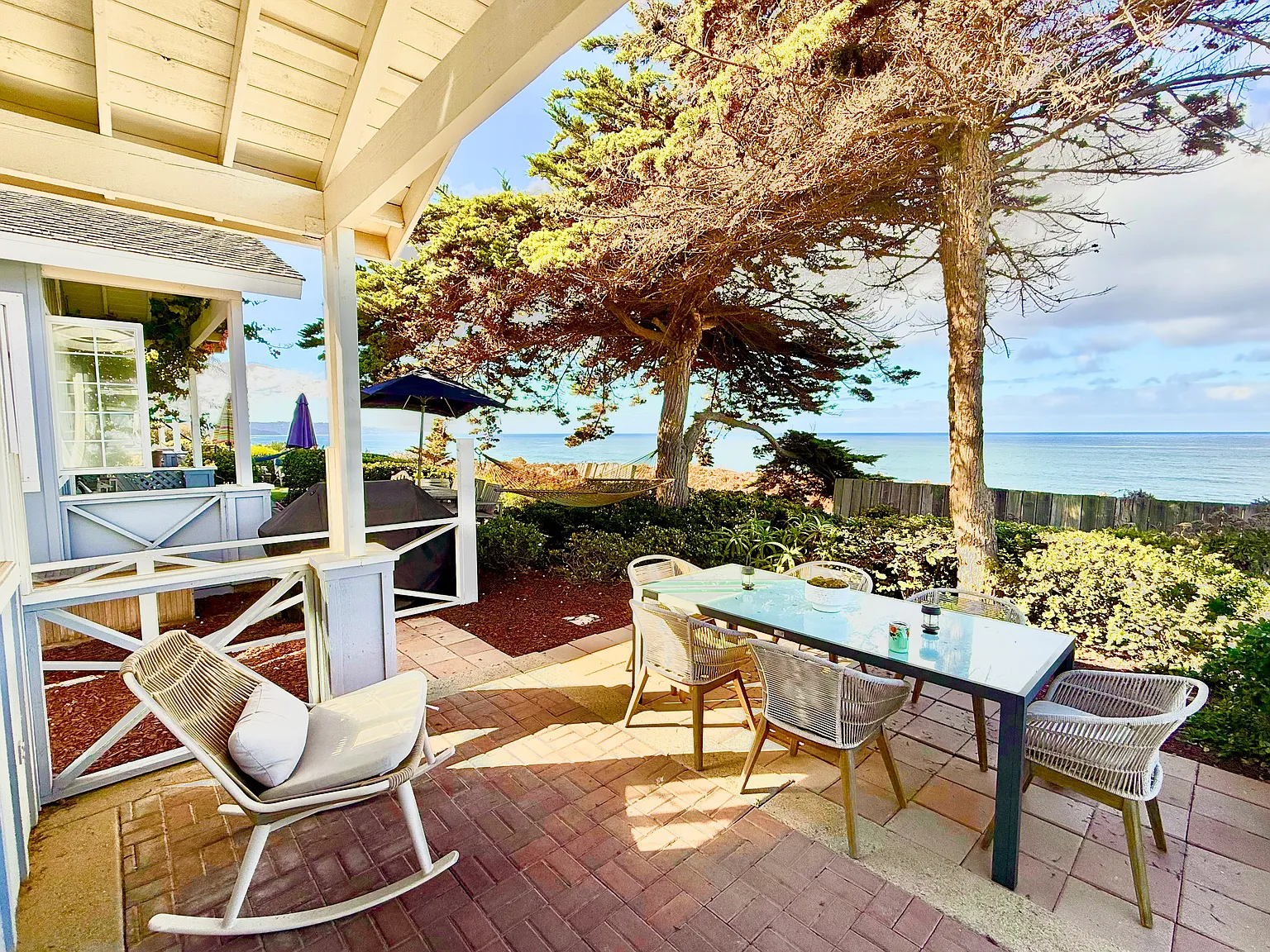 1 bed, 1.5 bath, 700 sqft, $6,495 — Photo 3