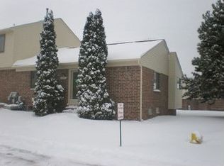 48580 Sugarbush Rd, Chesterfield, MI 48047