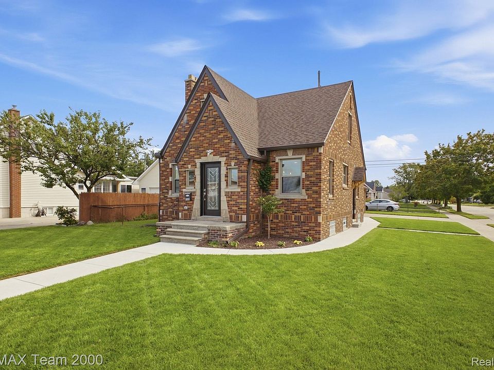 5808 Merriman Rd, photo 3