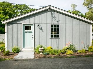 10 W Main Rd, Little Compton, RI 02837