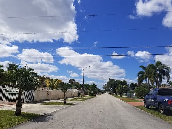 5th image of 4912 NW 179th Ter