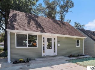 6529 Charles St, Omaha, NE 68132