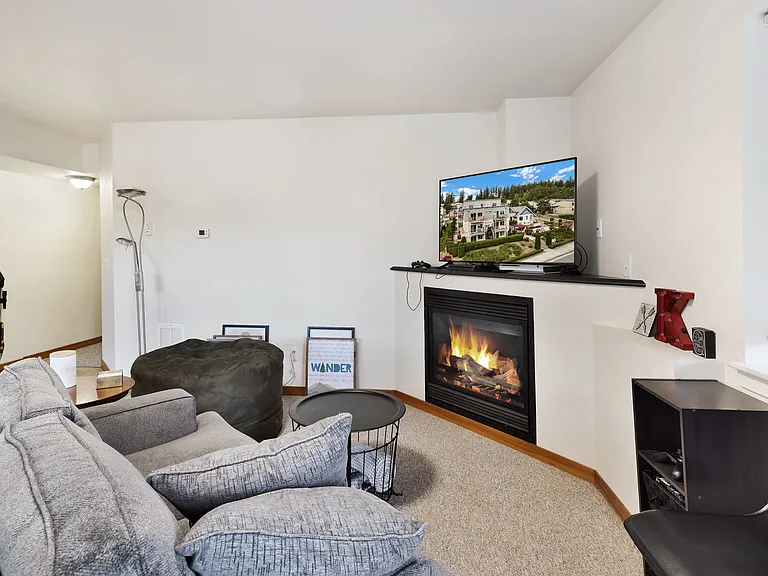 2020 Taylor Ave #1 — Photo 29