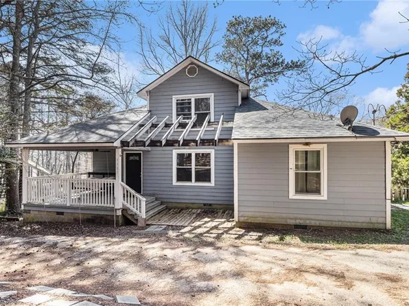 1585 Golden Pond Pass, Buchanan, GA 30113