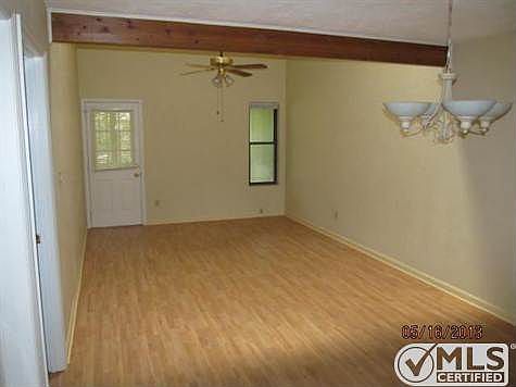 2nd image of 216 Dixie Dr #4