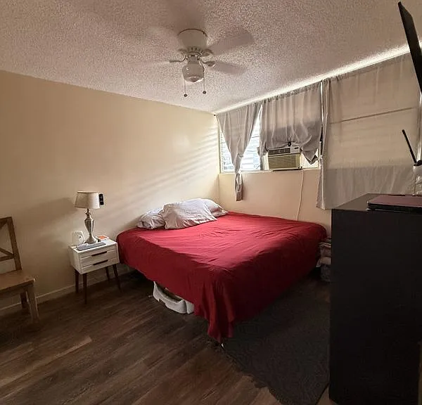 1526 Kewalo St #9 — Photo 11