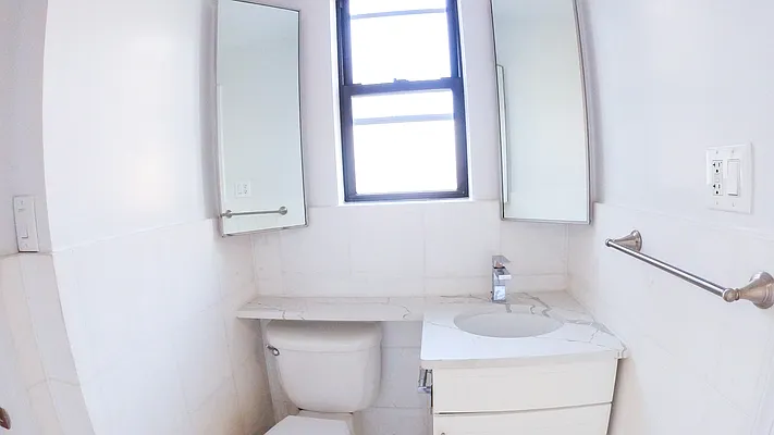 Rented by Urban Real Estate Inc | media 20