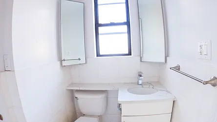 Rented by Urban Real Estate Inc