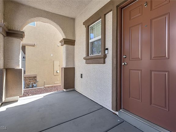 2nd image of 10605 Kennedy Peak Ln