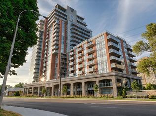 551 Maple Ave #504, Burlington, ON L7S1M7