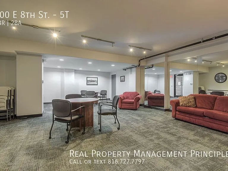 700 E 8th St #5T — Photo 21