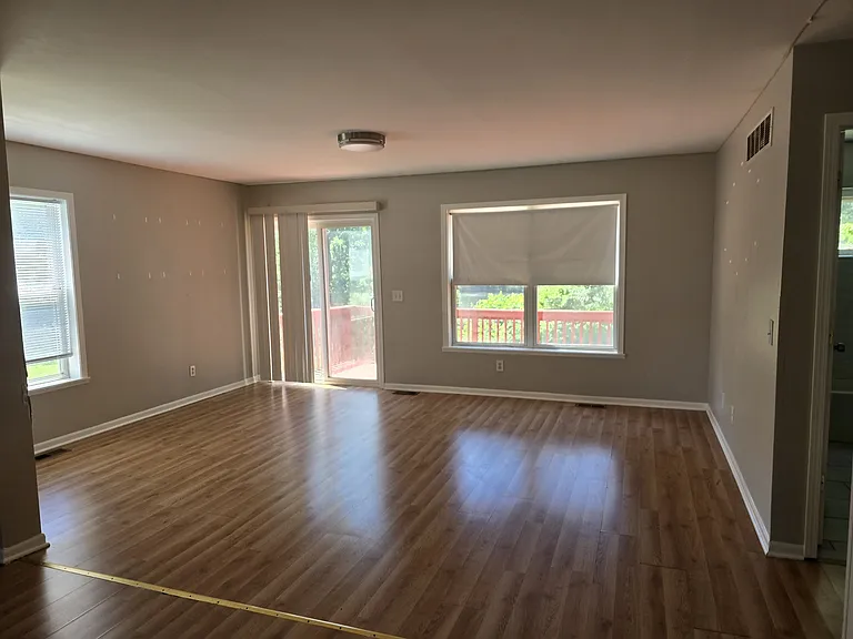 96 E Montcalm St #1 — Photo 3