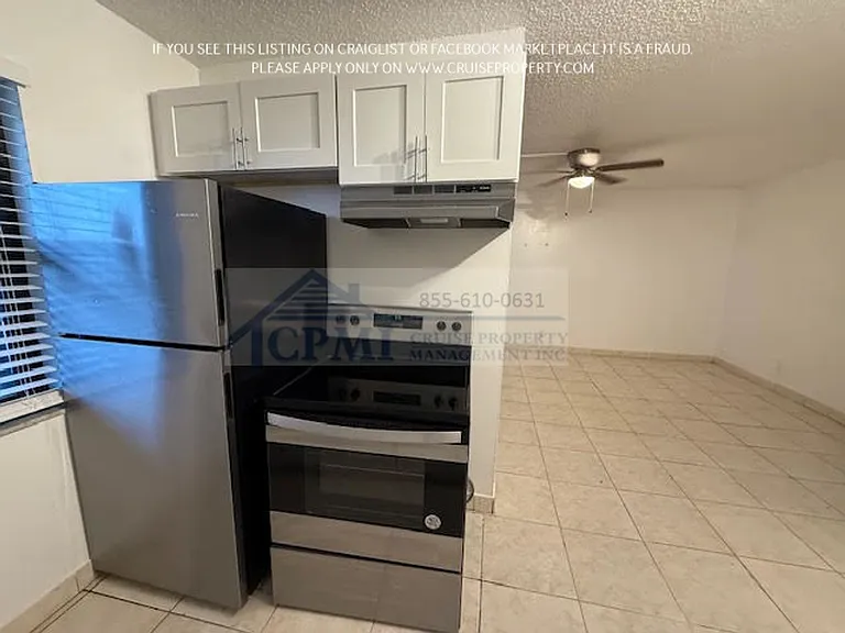 Riverside Manor/N'ice Apartments - 889 Riverside Drive, Ft. Lauderdale, FL 33312 — Photo 18