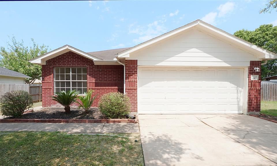 1st image of 2603 Desert Sage Dr