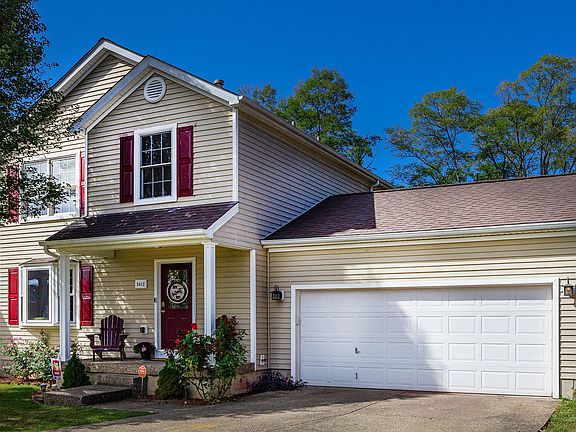 3rd image of 5412 Bannon Crossings Dr