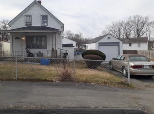 229 Sterling St, Fall River, MA 02721