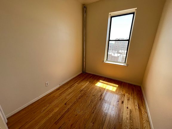 5th image of 25-38 43rd St #D4