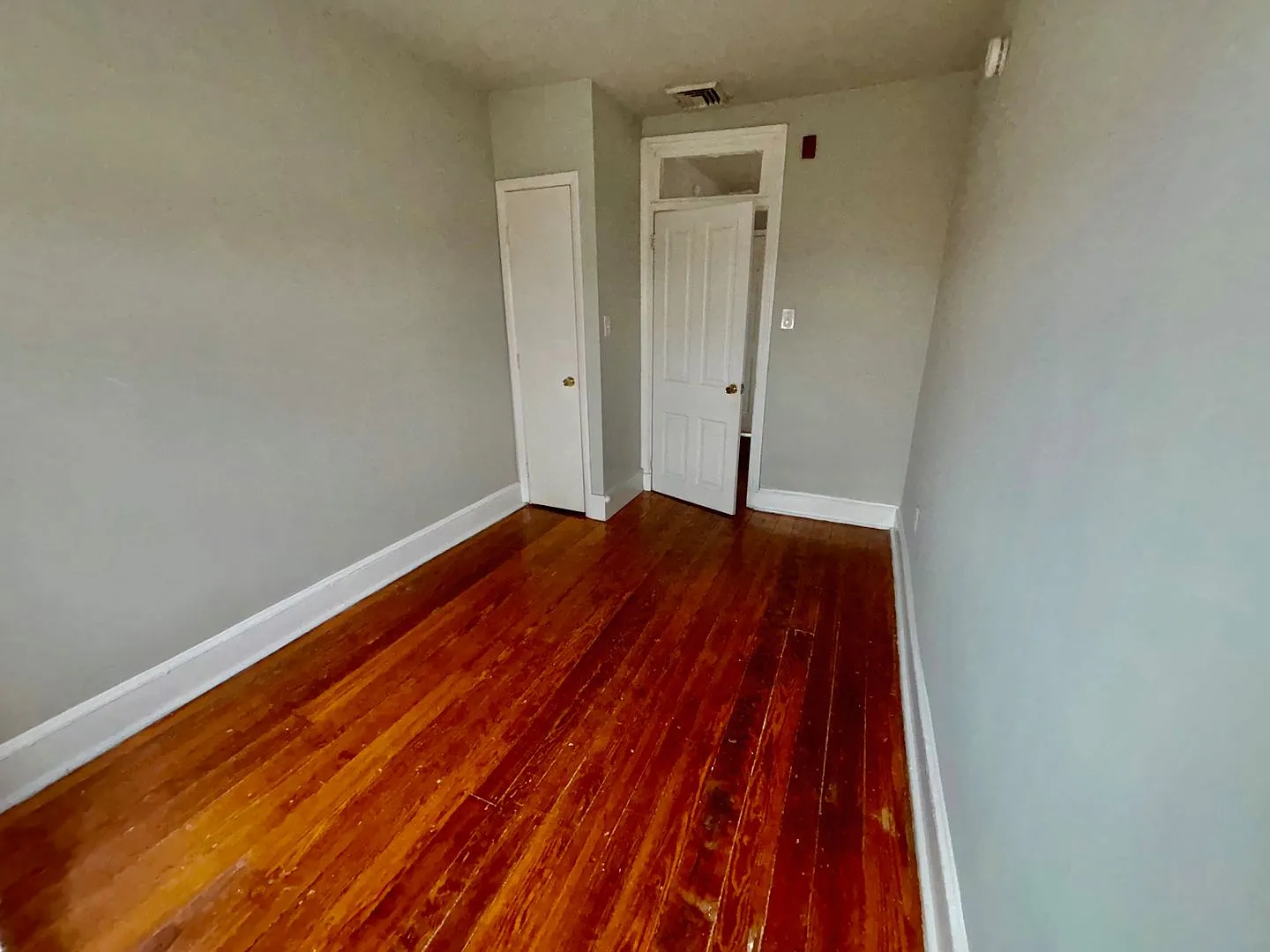 2635 East Lehigh Avenue — Photo 4