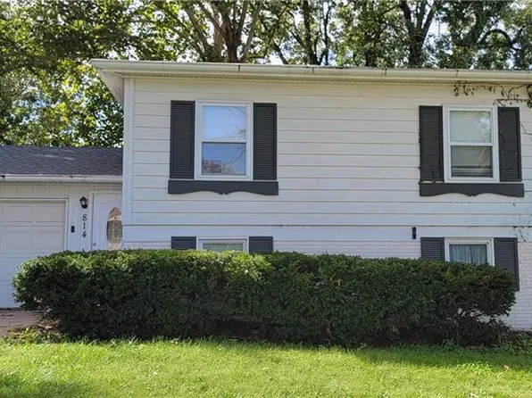 814 N Wigwam Trl, Independence, MO 64056