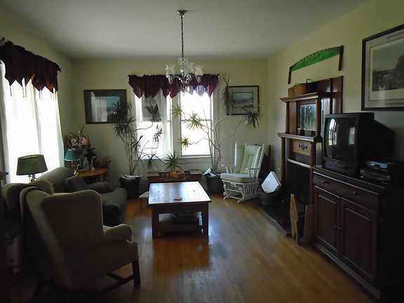 5th image of 11501 Wallace Pike
