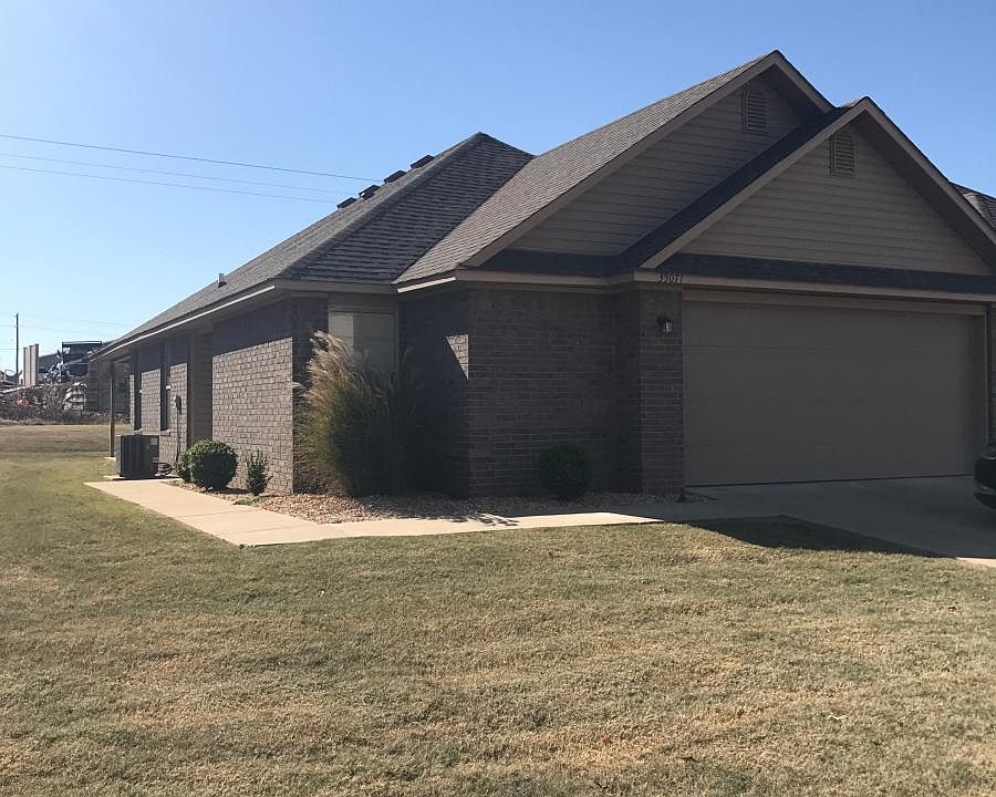 1st image of 3507 SW Deerfield Blvd #1