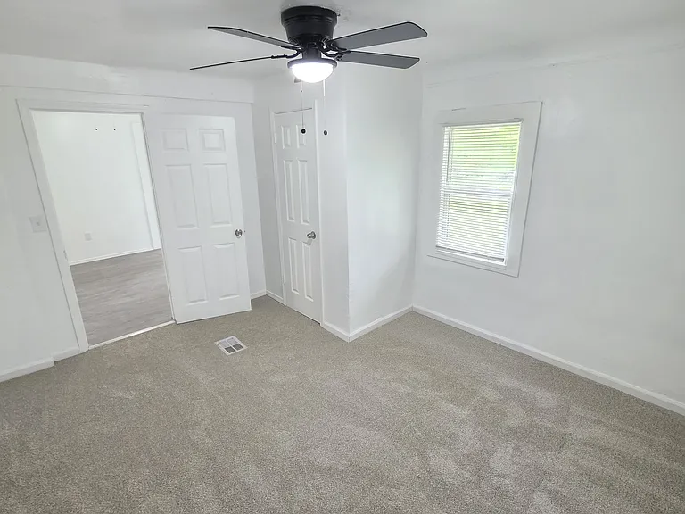 8408 Mettetal St — Photo 19