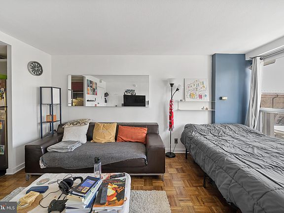 3rd image of 224 W Rittenhouse Sq #30-715B